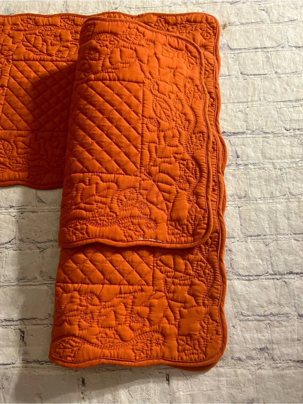 N/A edges floral quilted